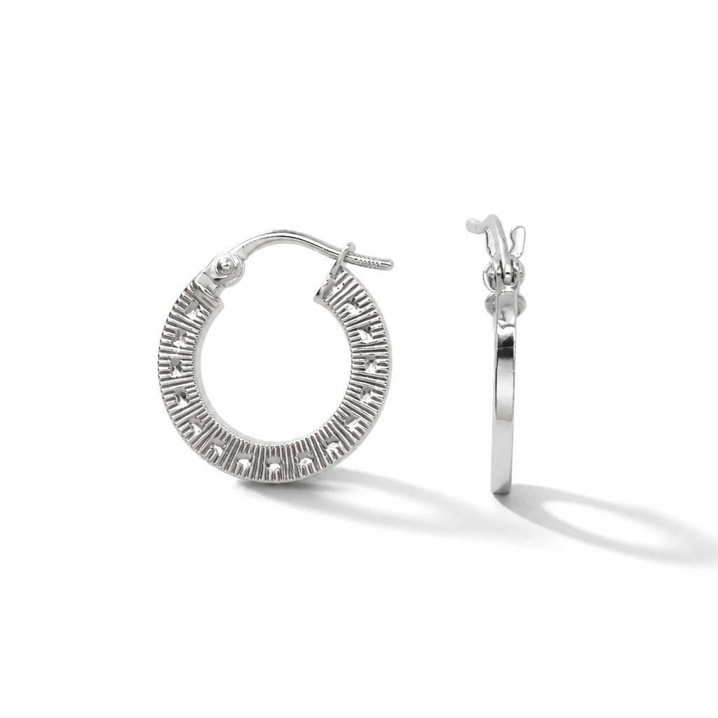 Orecchini Lavorati in Oro 750 (18 Carati) – 1,5 cm – Made in Italy | CM Silver Jewels
