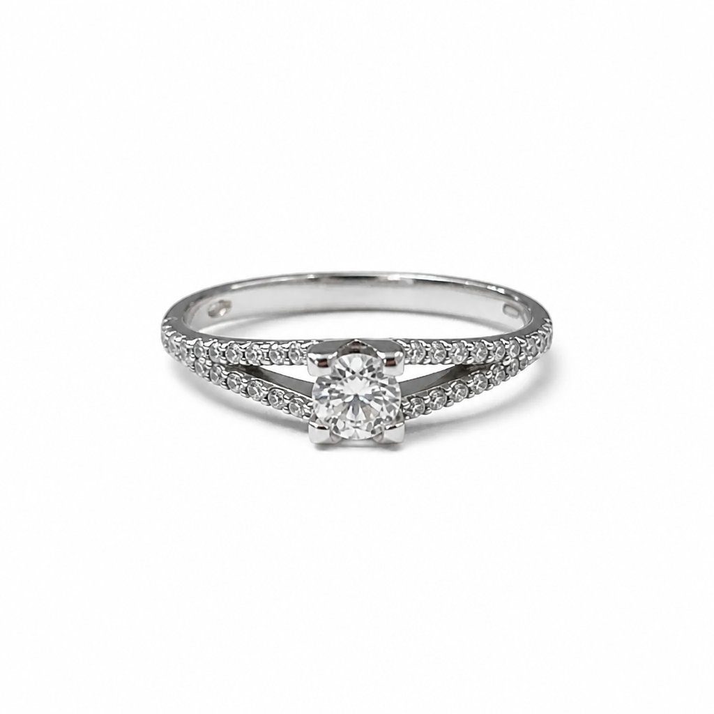Anello Solitario Donna in Oro 18 Carati con Zircone 0,30 ct – Misura 17 | CM Silver Jewels