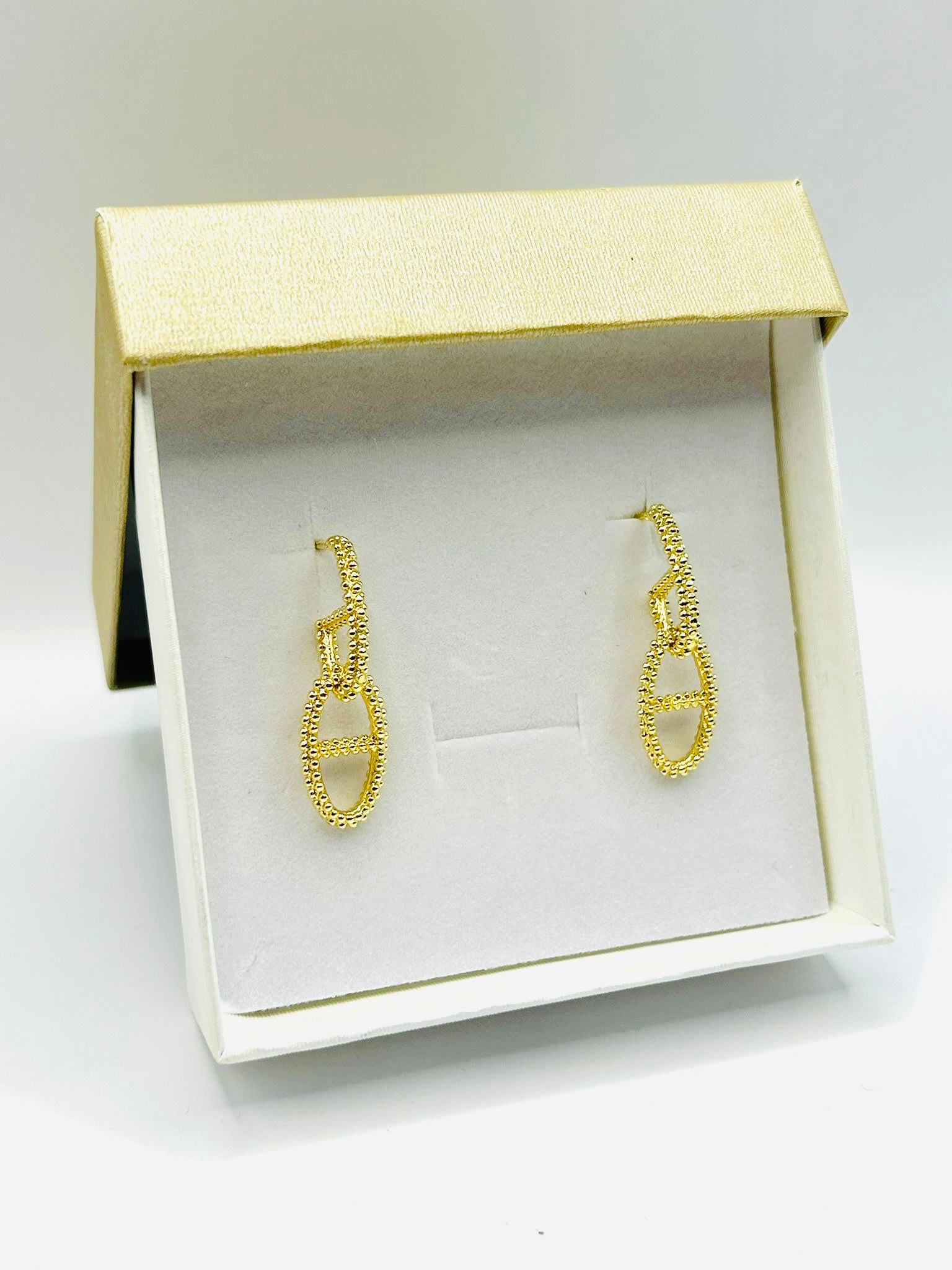 Orecchini in Argento 925 Placcati Oro 18 Carati - Eleganza e Raffinatezza per Ogni Occasione