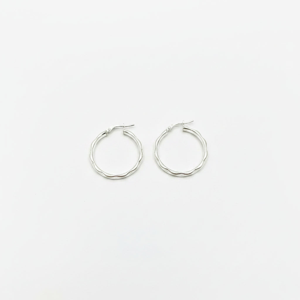 Orecchini Creole in Argento 925 con Profilo Ondulato – 2,5 cm | CM Silver Jewels