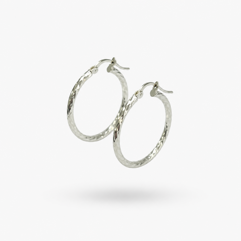 925 Silver Twisted Hoop Earrings – Timeless Luminous Elegance