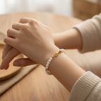 Bracciale Luce di Perle Chiare con Dettagli Dorati 19,5 cm | CM Silver Jewels