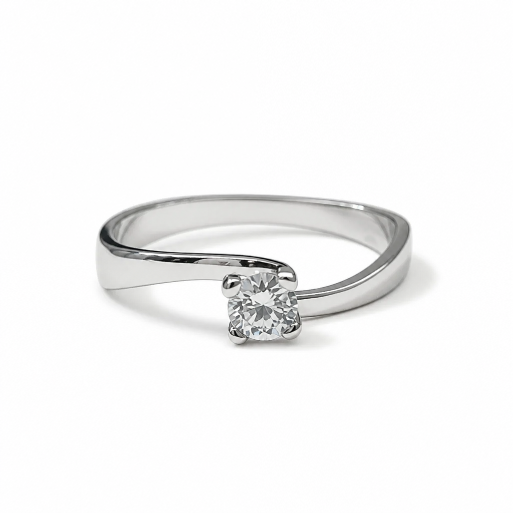 Anello Solitario Valentino in Oro 18 Carati con Zircone 0,25 ct – Misura 15 | CM Silver Jewels