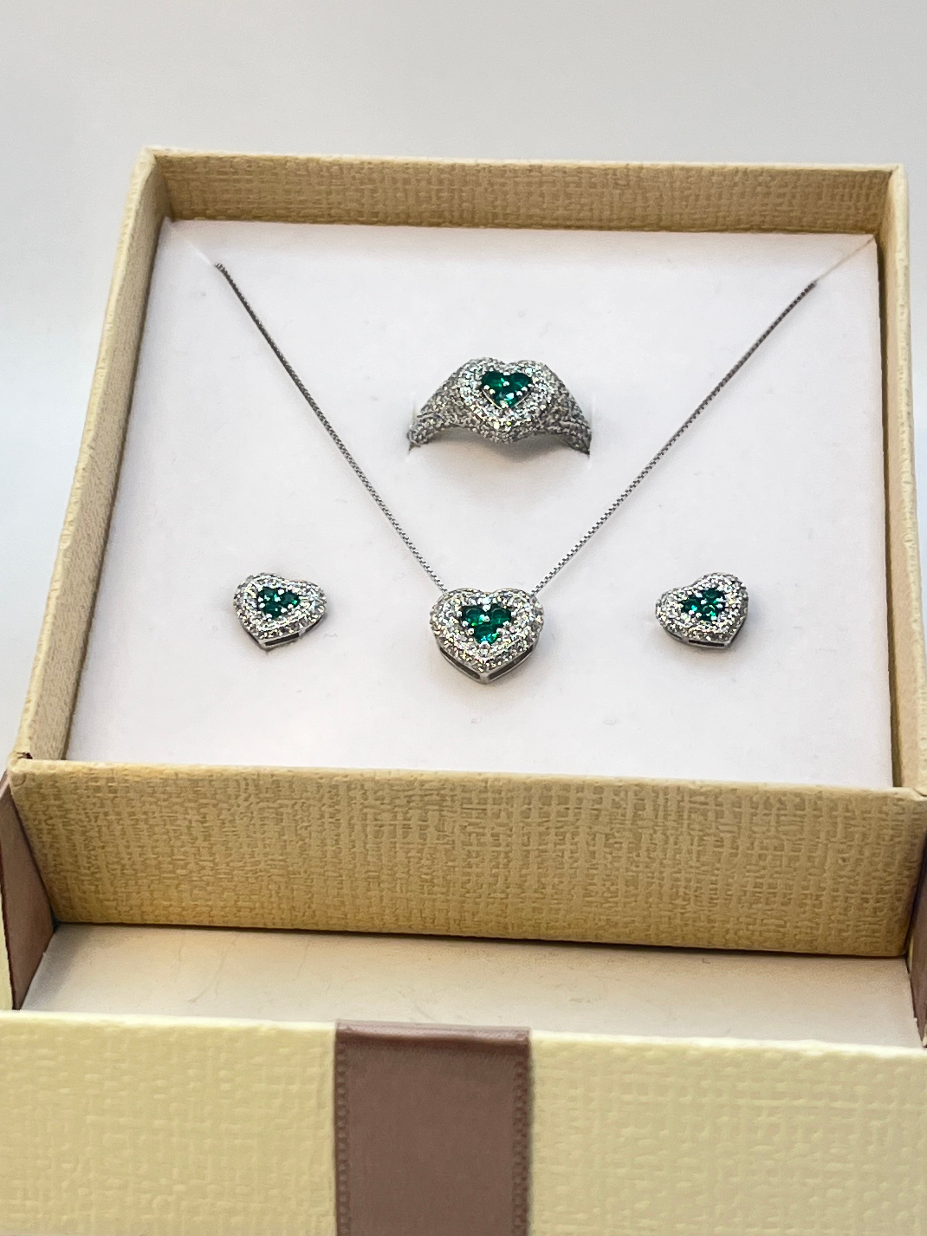 Set Collana, Anello Regolabile e Orecchini in Argento 925 – Cuore con Cristalli Verdi e Zirconi - Gioielleria CM SILVER & JEWELS