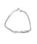 Bracciale argento 925 con cuore pavé e targhetta, stile elegante e minimalista, catena sottile