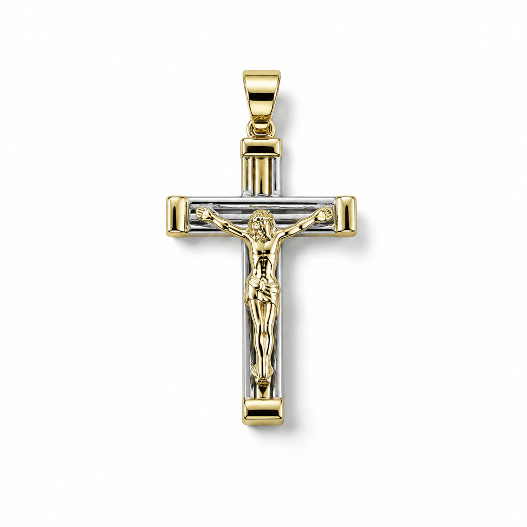 Croce bicolore in oro 18 carati con Cristo dorato, bracci scanalati dal tono bianco e terminali dorati, vista frontale

