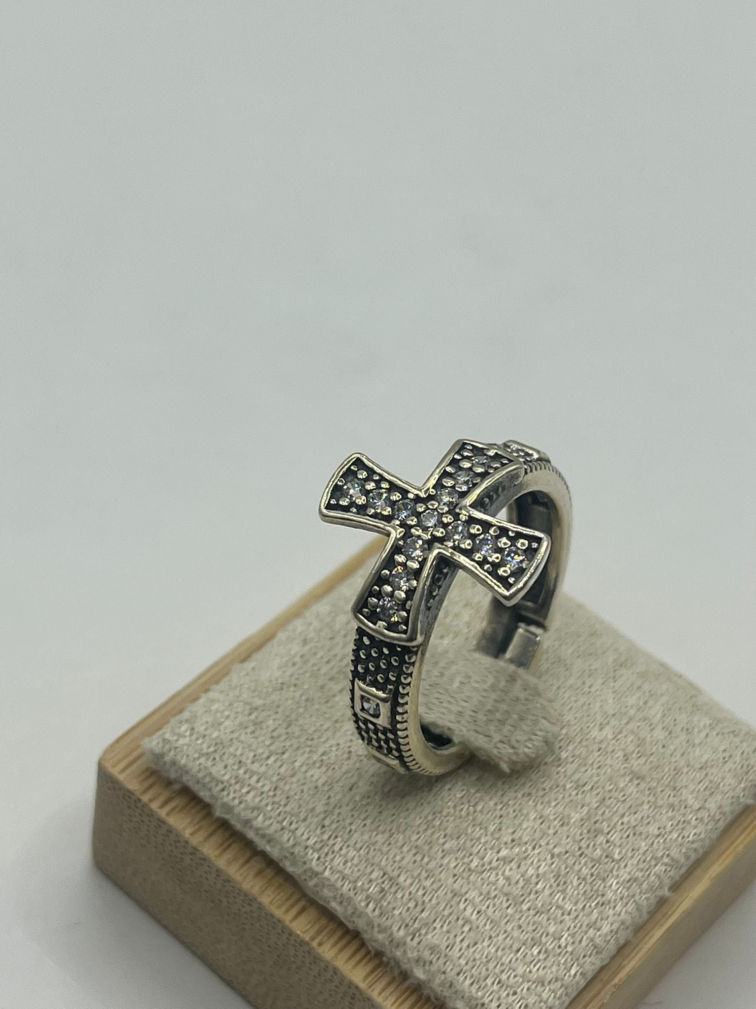 Anello in Argento 925 con Croce e zirconi – Misura Regolabile - Gioielleria CM SILVER & JEWELS