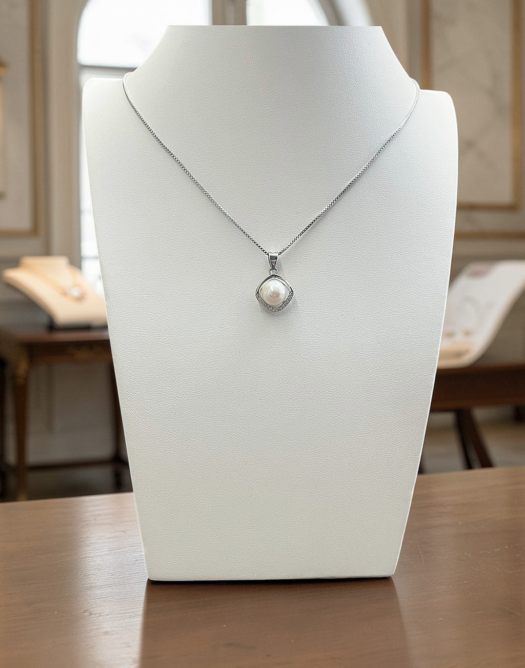 Collana con perla e zirconi in Argento