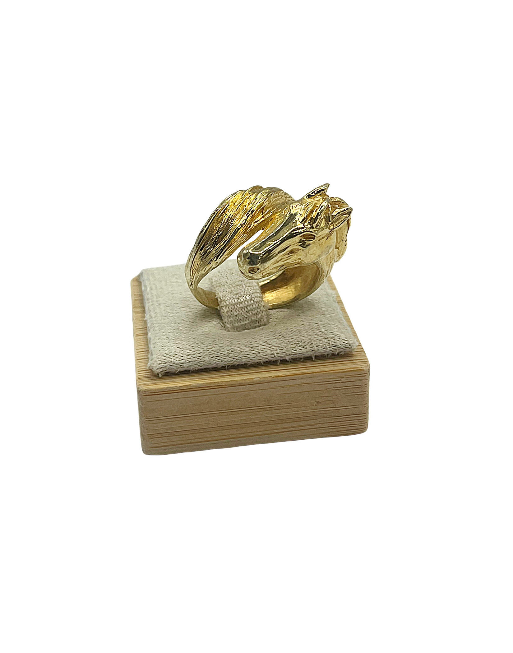 Anello Testa di Cavallo in Argento 925 Placcato Oro – Gioiello Artigianale dal Design Equestre