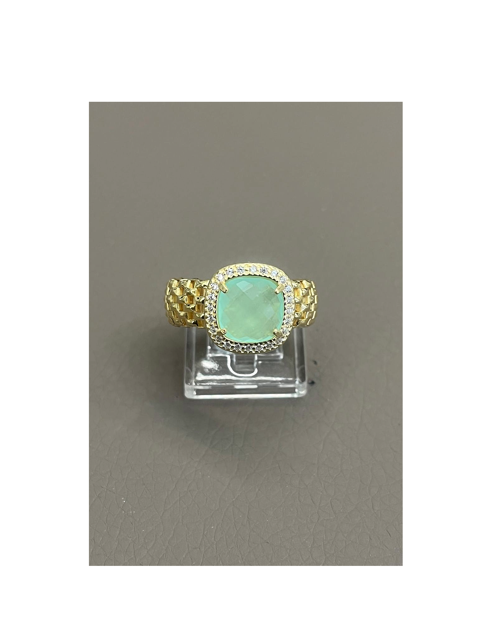 Anello Dorato in Argento 925 Artigianale – Eleganza Moderna e Stile Distintivo