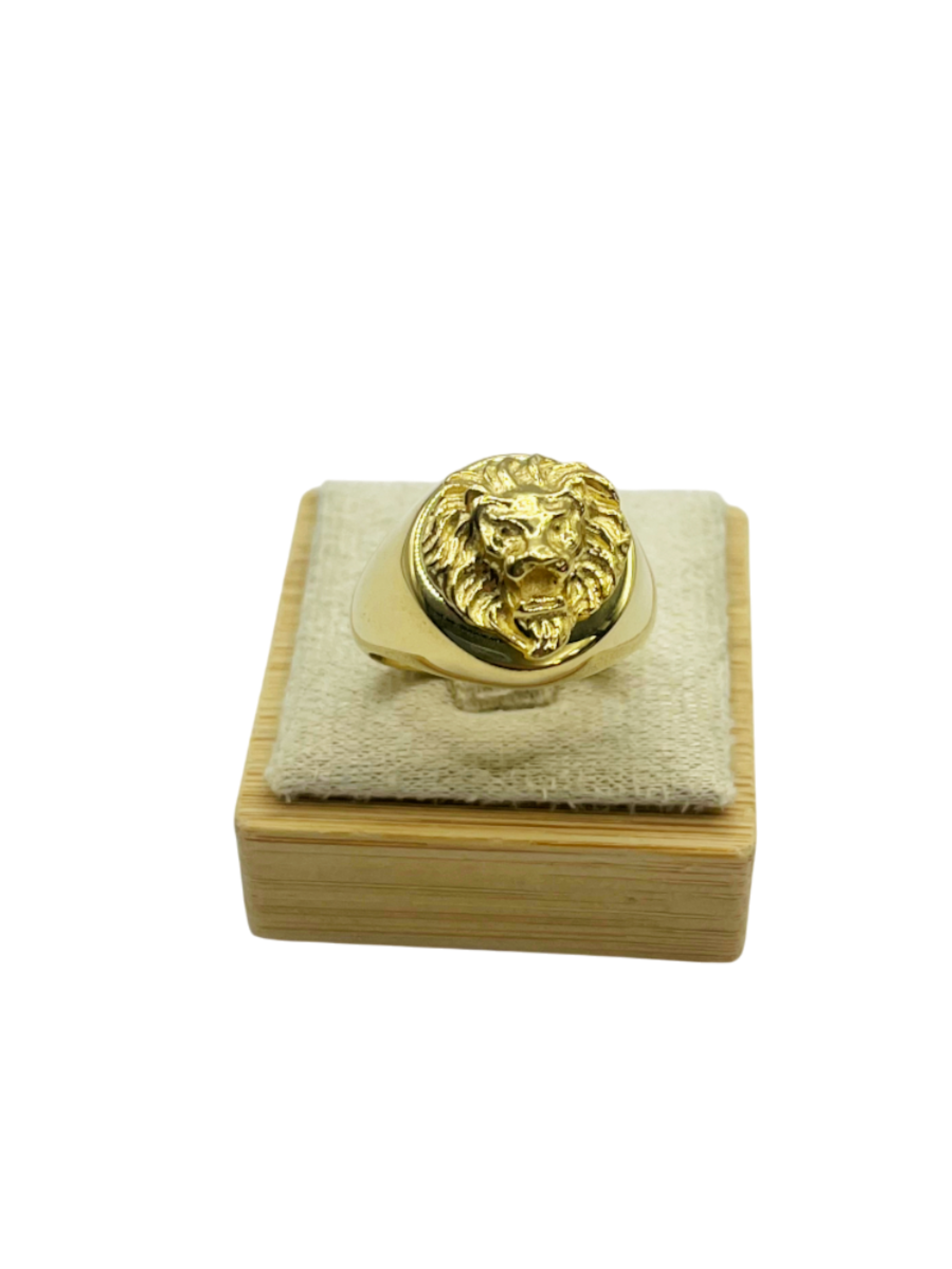 Anello Uomo Testa di Leone in Argento 925 Placcato Oro Giallo – Misura Regolabile