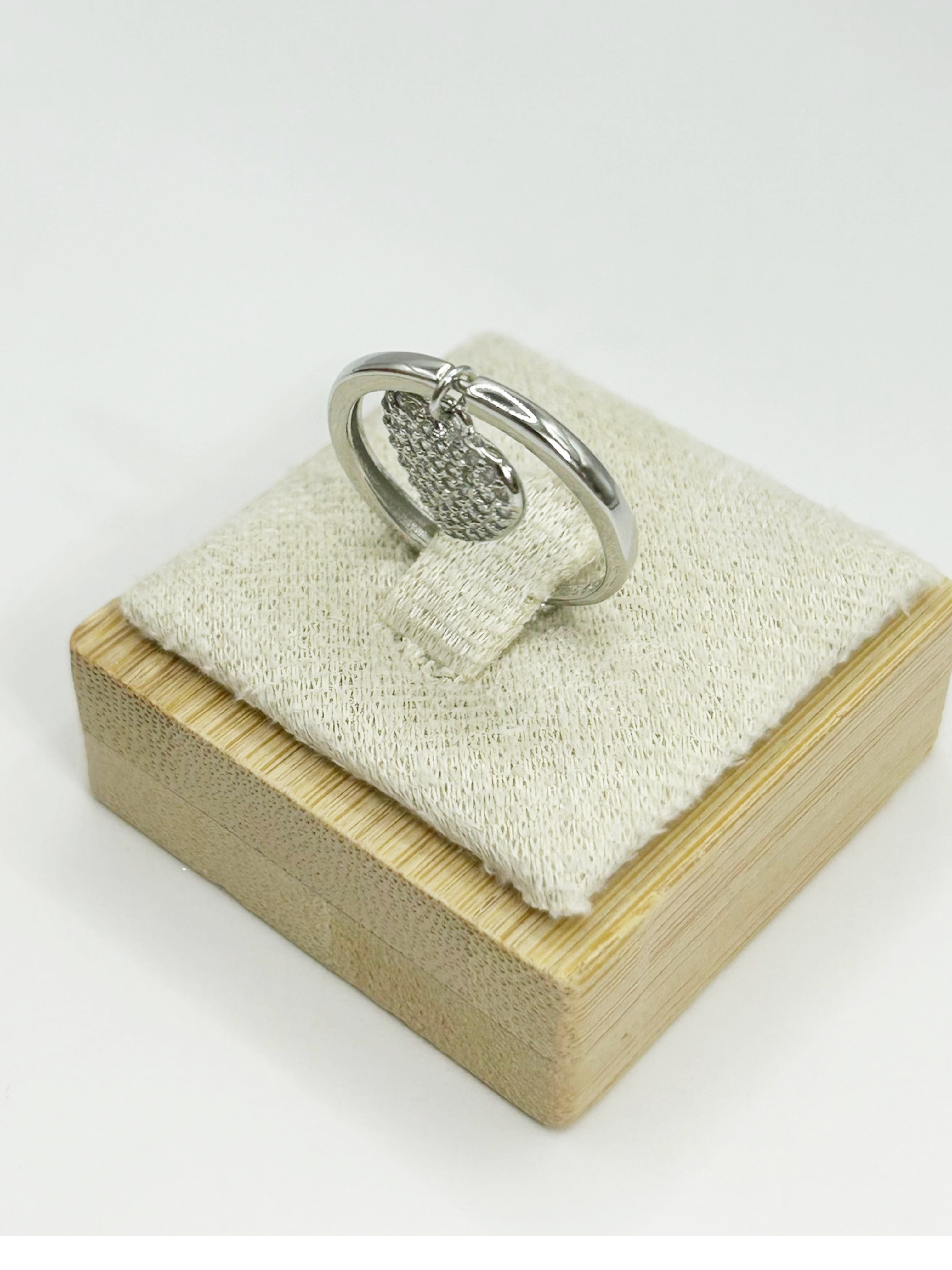 Adjustable 925 Silver Heart Ring – Luminous Charm | No Size Issues