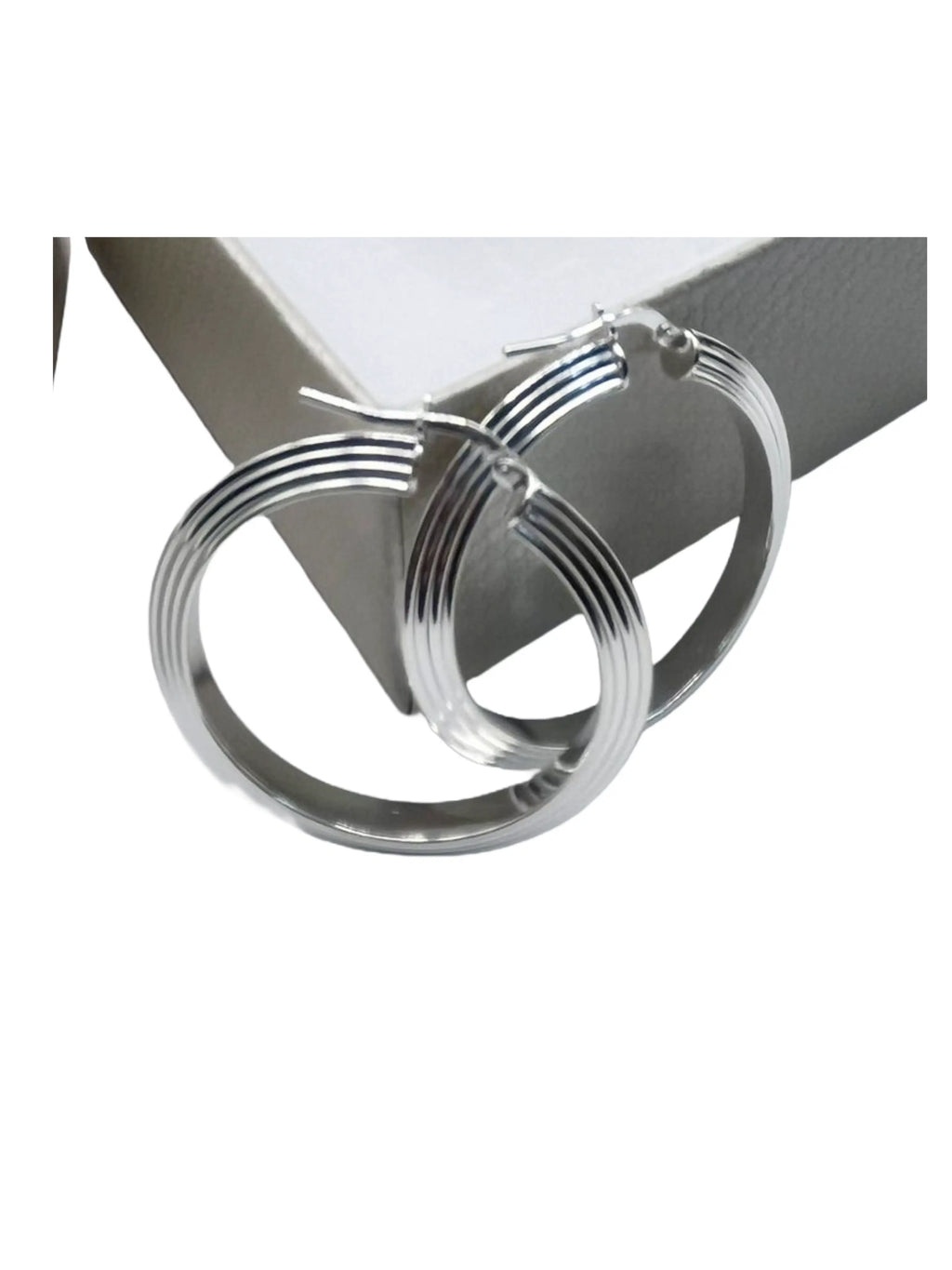 Orecchini in argento 925 a cerchio rigati