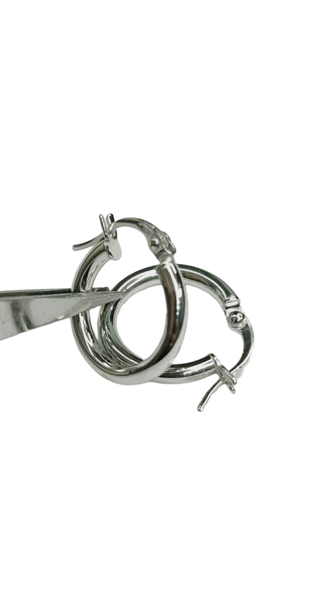 Orecchini a cerchio lisci in Oro Bianco 750 (18 Carati)