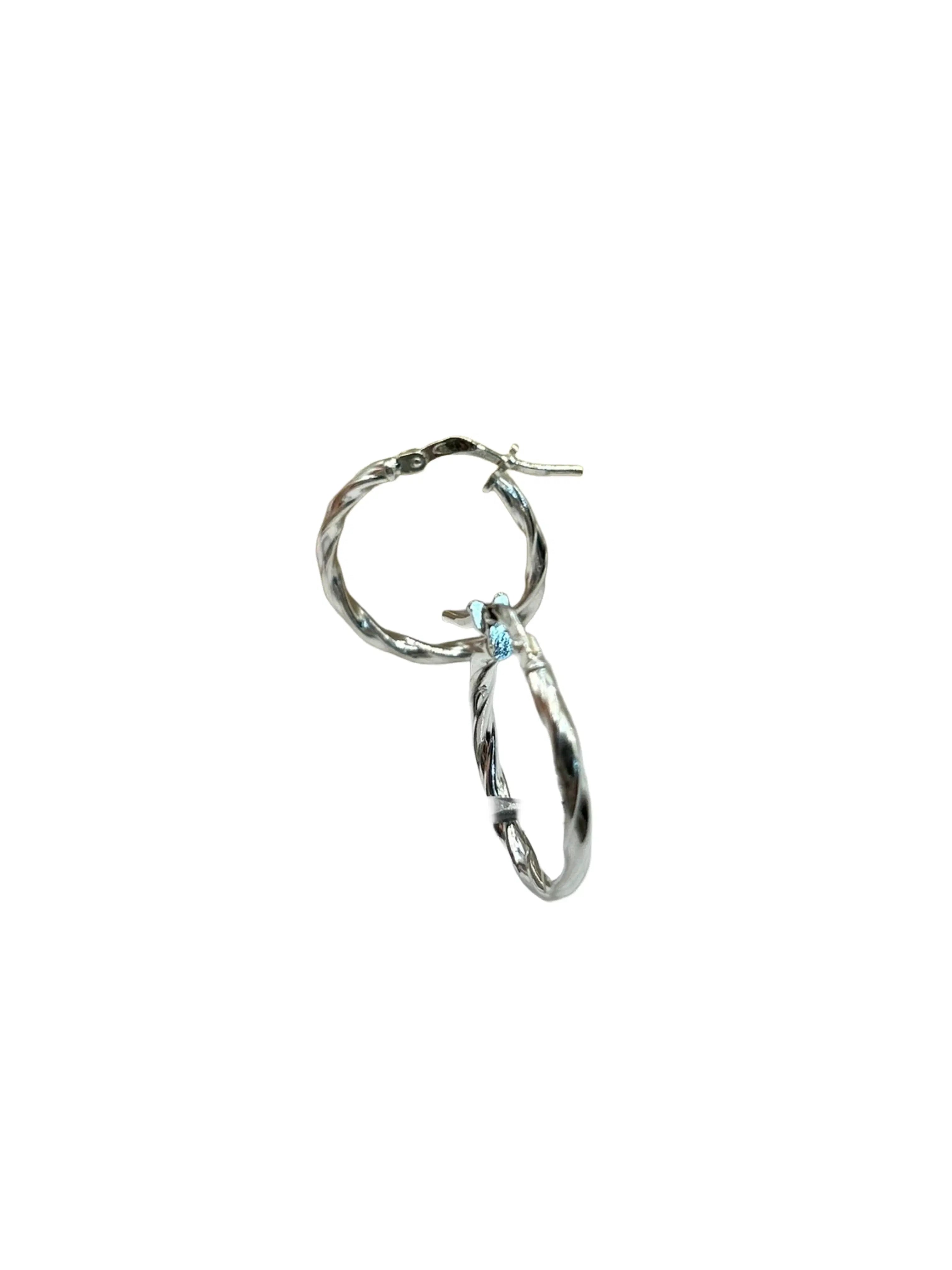 Orecchini a Cerchio Intrecciati in Argento 925 – Eleganza Luminosa Senza Tempo