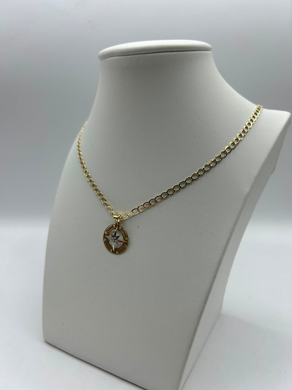 Collana in Oro 18k con Ciondolo Rosa dei Venti – 50 cm | CM Silver Jewels