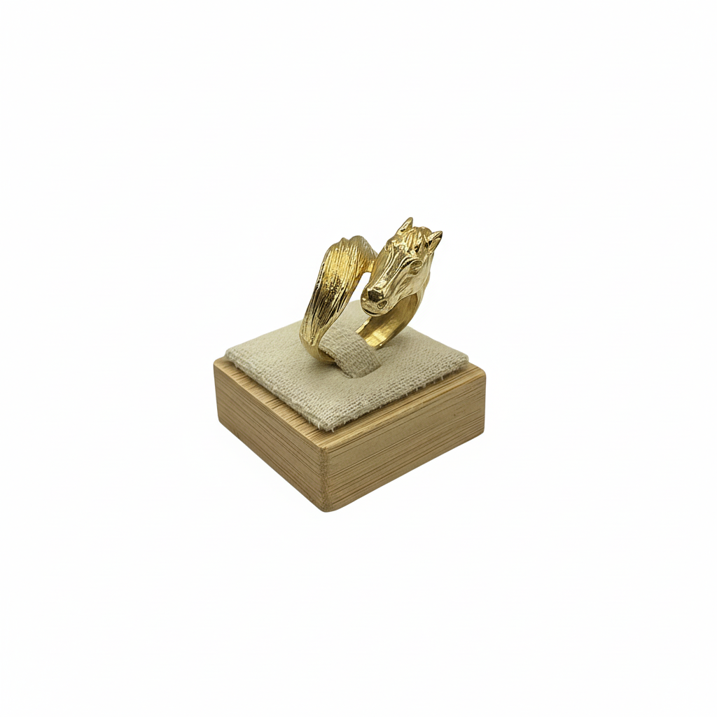 Anello Cavallo - Sfondo Bianco