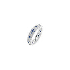 Anello rosario in argento 925 con croce di zirconi blu, vista di tre quarti