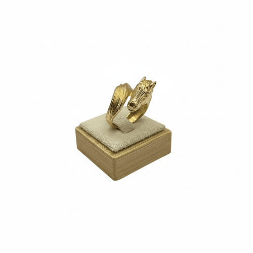 Anello Cavallo - Sfondo Bianco