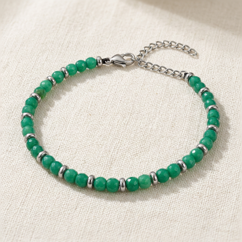 Angolazione alternativa del bracciale in agata verde