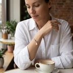 Bracciale indossato in una scena lifestyle