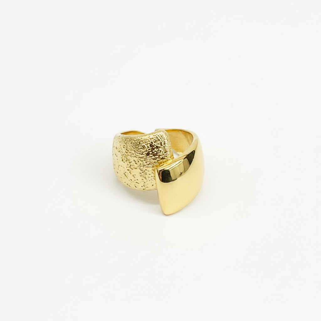 Anello donna artigianale argento 925 dorato dettaglio lavorazione close-up - CM Silver Jewels