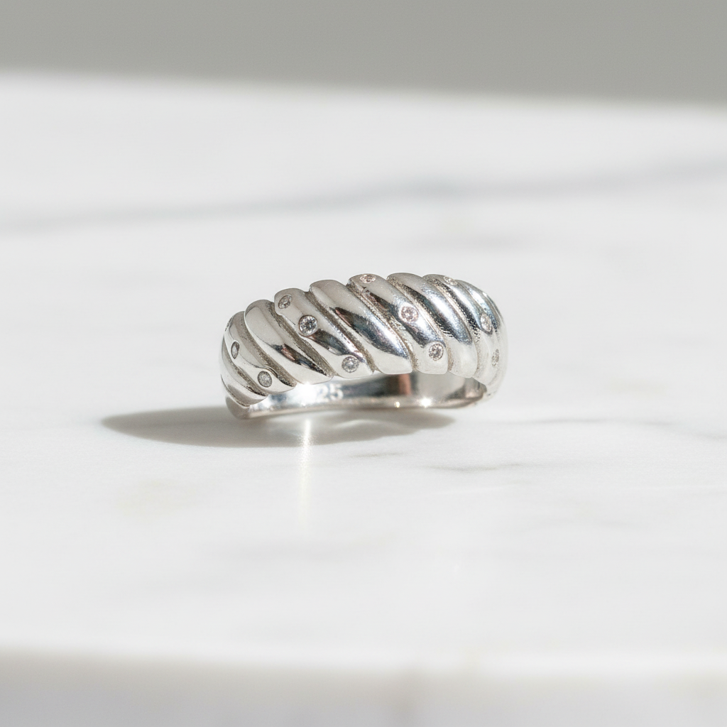 Anello donna argento 925 su marmo bianco – CM Silver Jewels