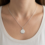Proporzioni della collana da 50 cm con ciondolo da 13 mm